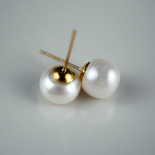 Big Pearl Pin Earrings Gold