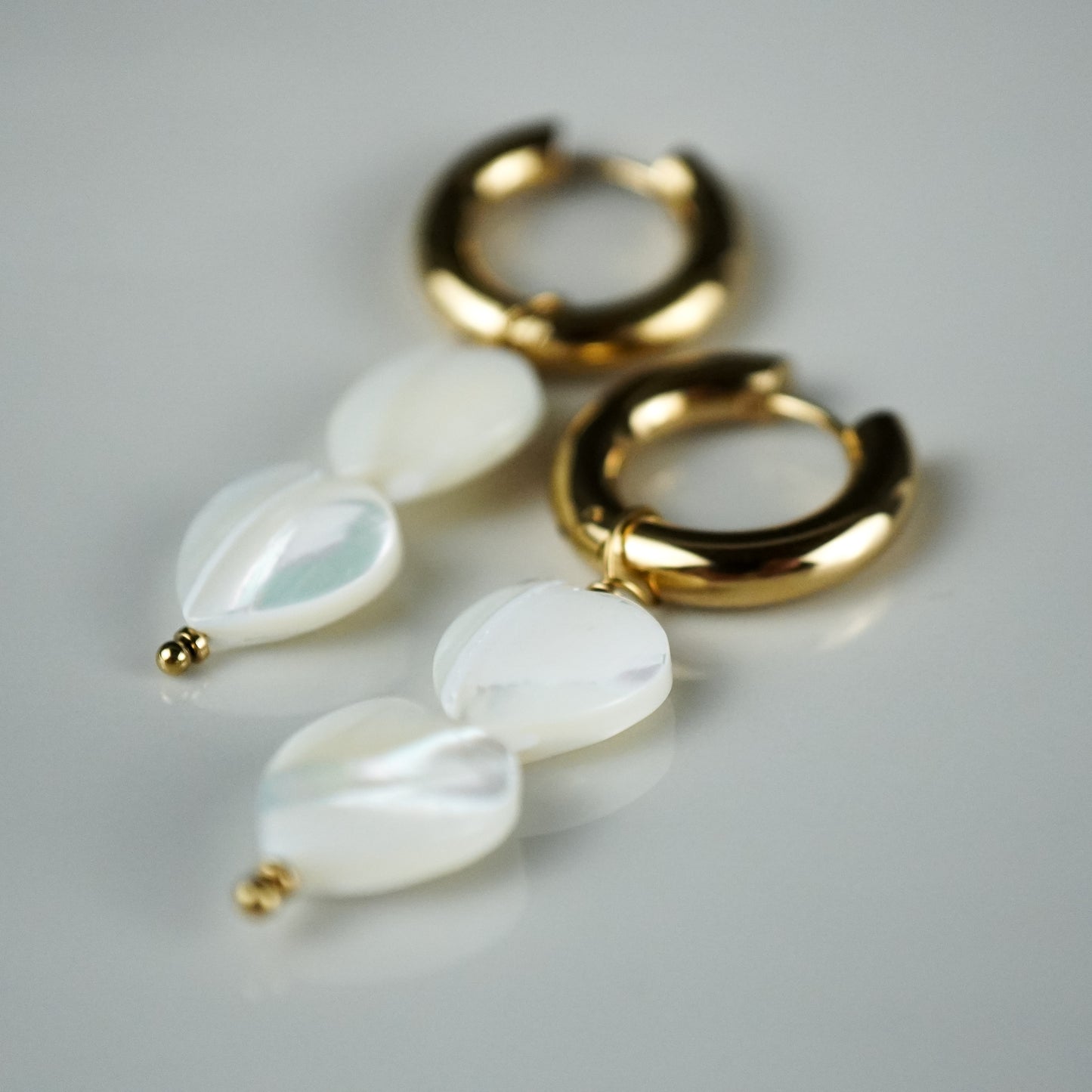 Pearl Heart Earrings Gold