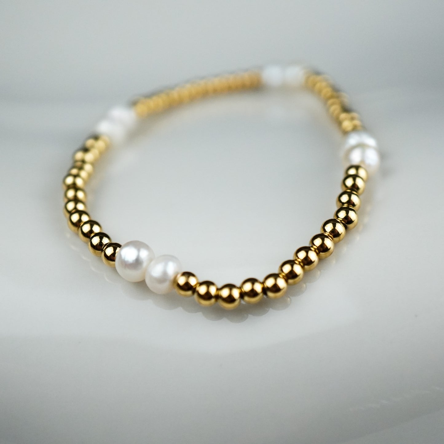 Pearl Mix Bracelet Gold